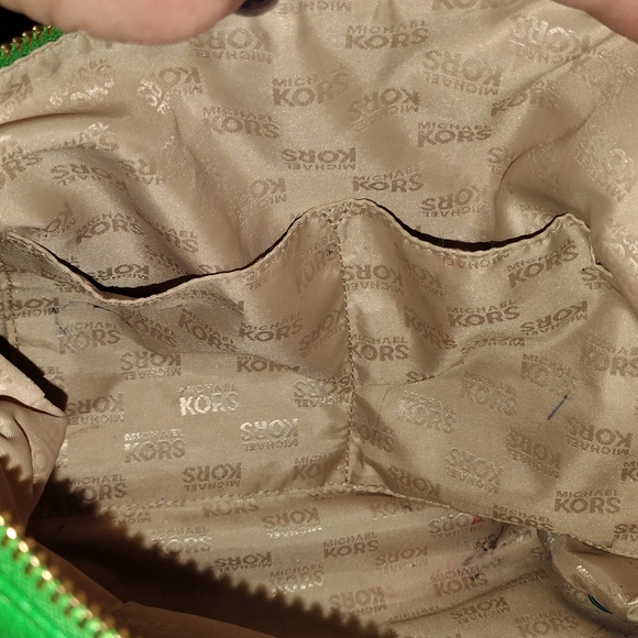 Michael Kors Palm Green Leather Hobo Style Bag - Picture 3 of 9